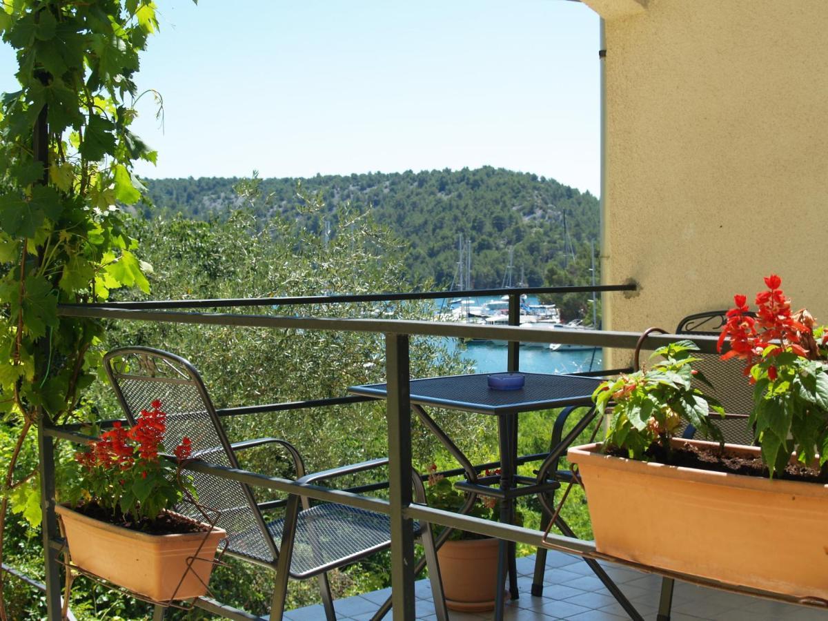 Apartments & Rooms Formenti Skradin Rom bilde